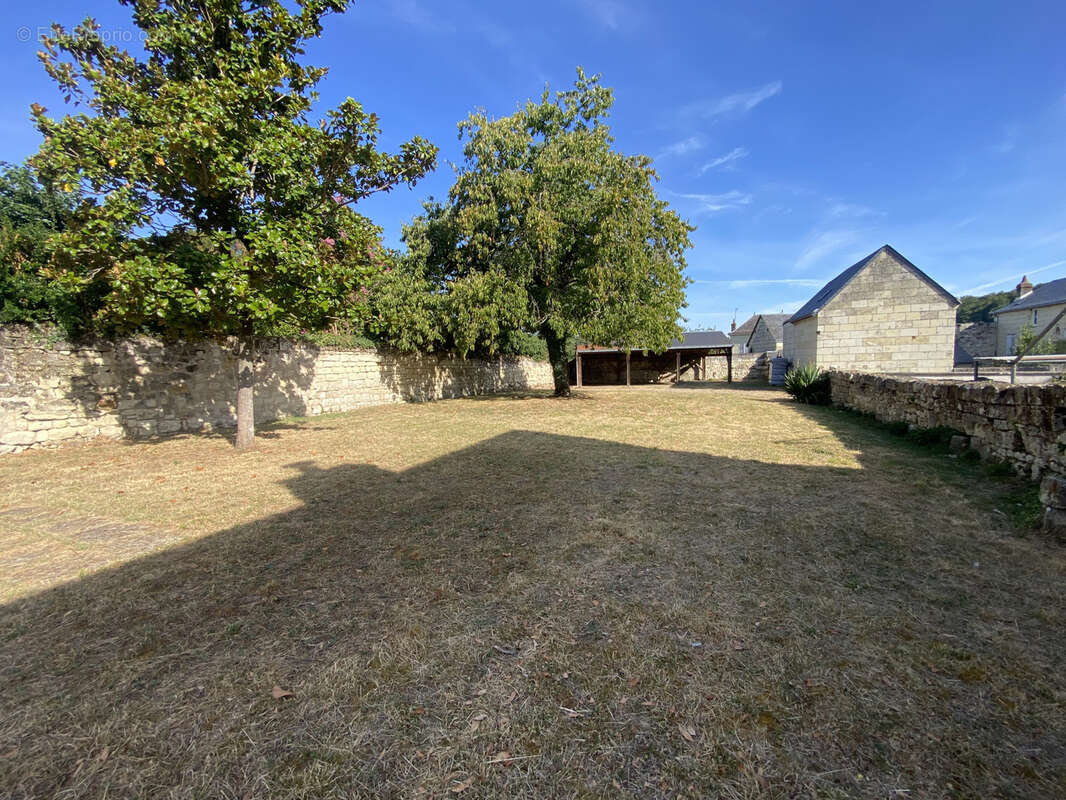 Maison à FONTEVRAUD-L&#039;ABBAYE