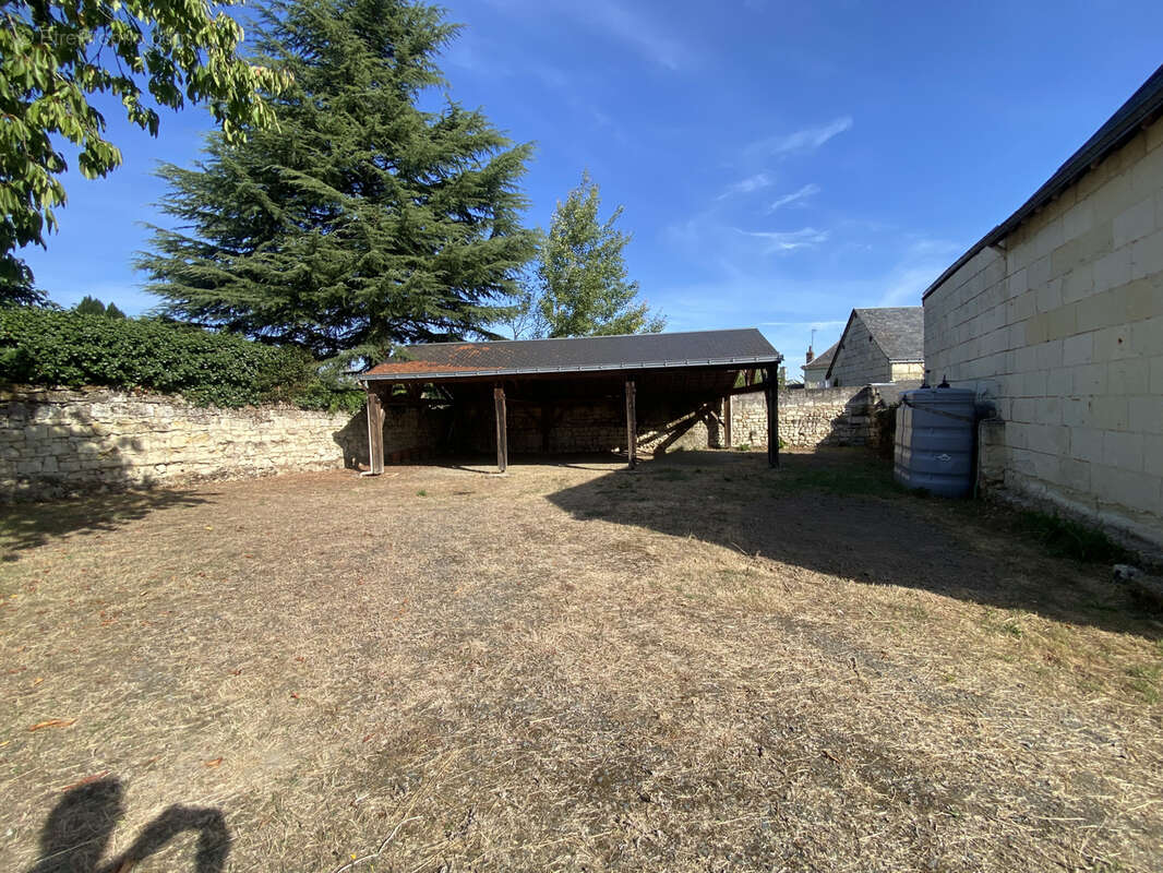 Maison à FONTEVRAUD-L&#039;ABBAYE