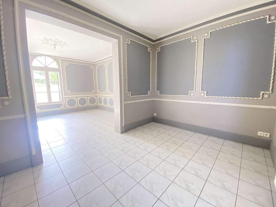 Maison à FONTEVRAUD-L&#039;ABBAYE