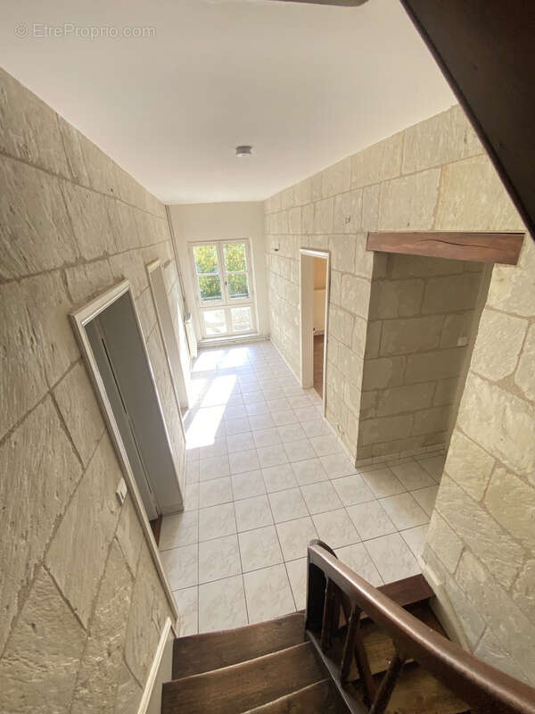 Maison à FONTEVRAUD-L&#039;ABBAYE