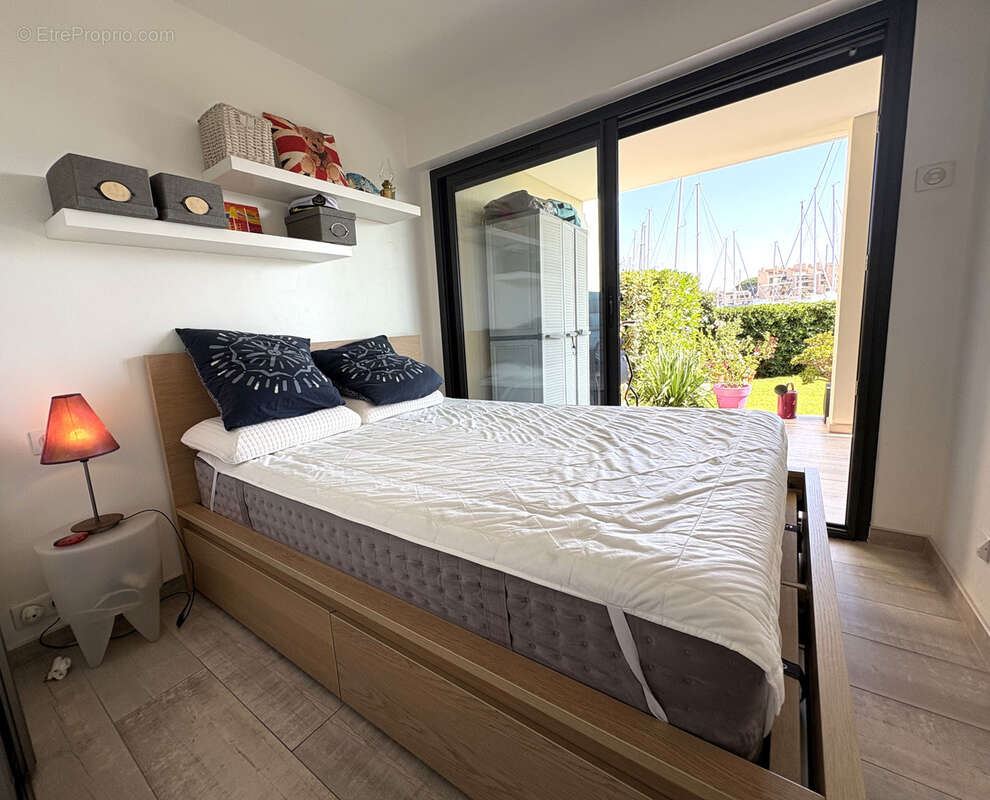 Appartement à COGOLIN