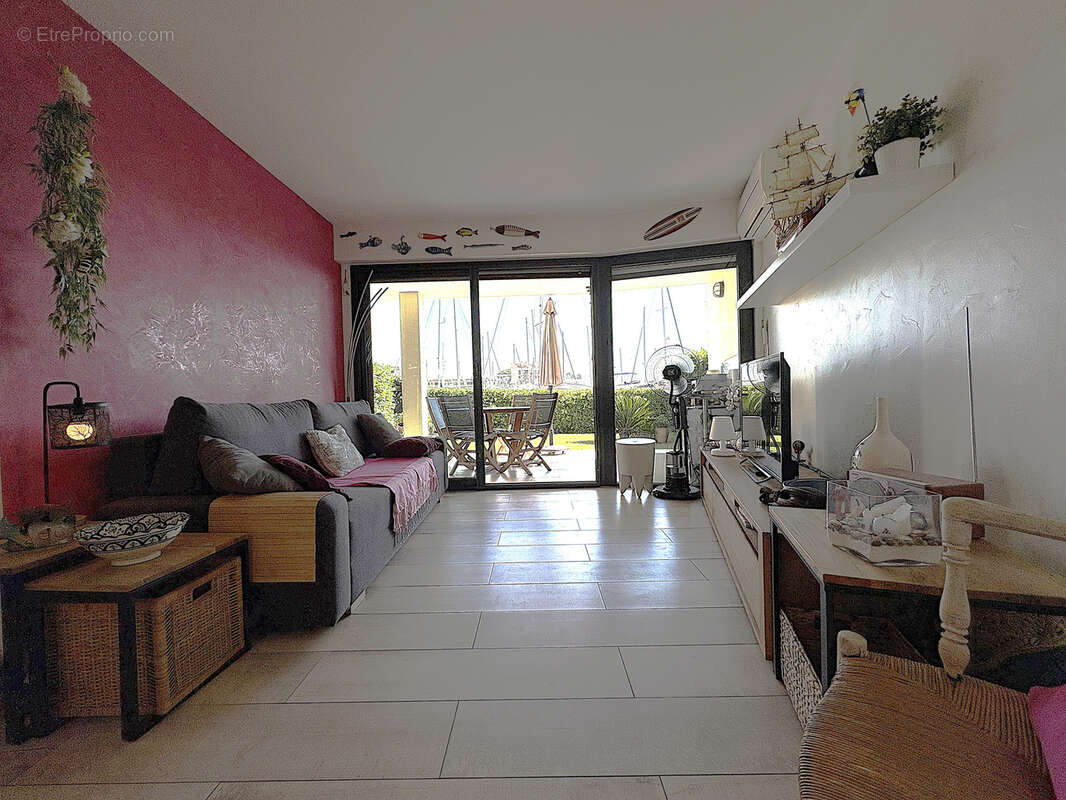 Appartement à COGOLIN