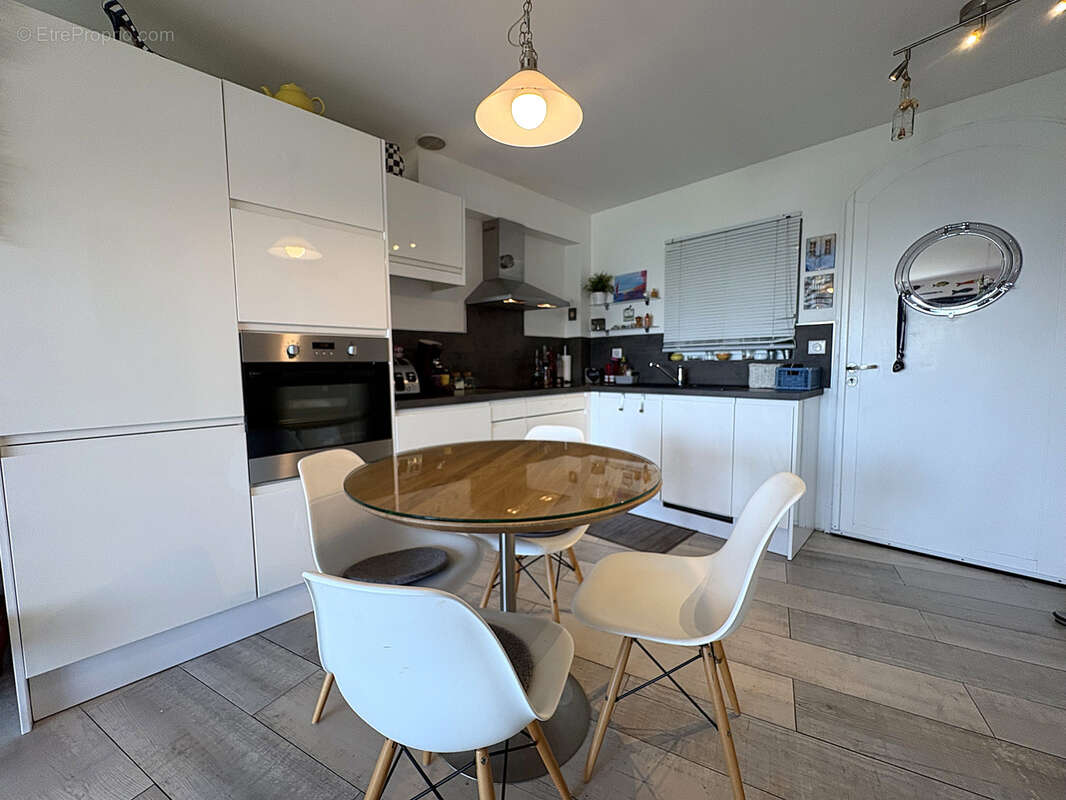 Appartement à COGOLIN