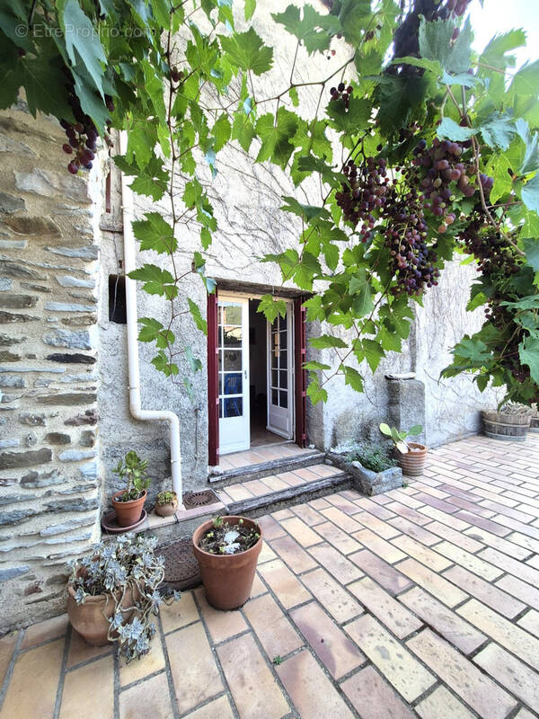 Maison à CABREROLLES