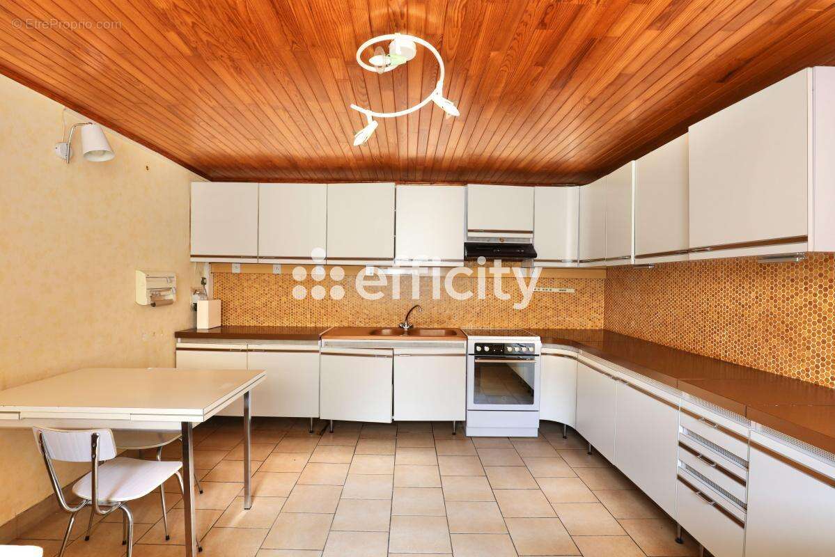 Maison à VENDEGIES-SUR-ECAILLON