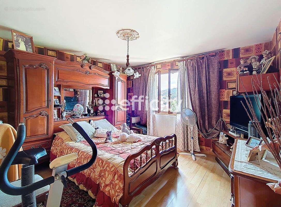 Maison à SAINT-CHAMOND