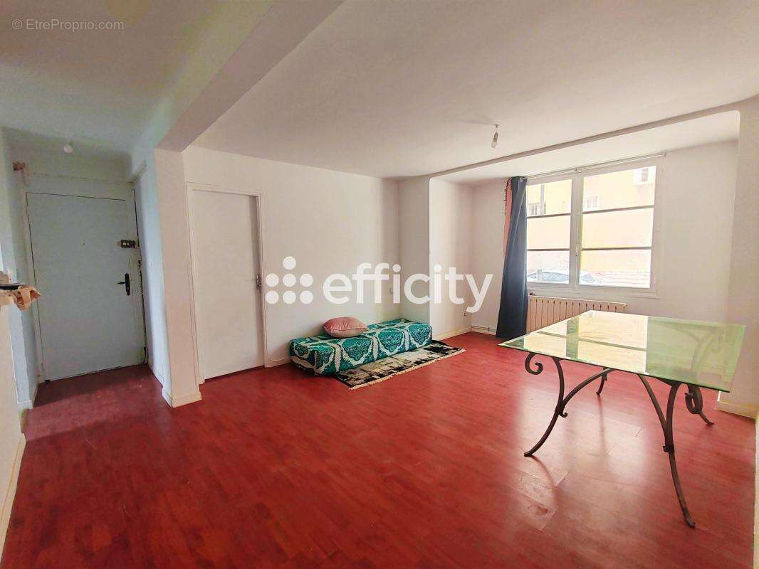 Appartement à MARSEILLE-15E