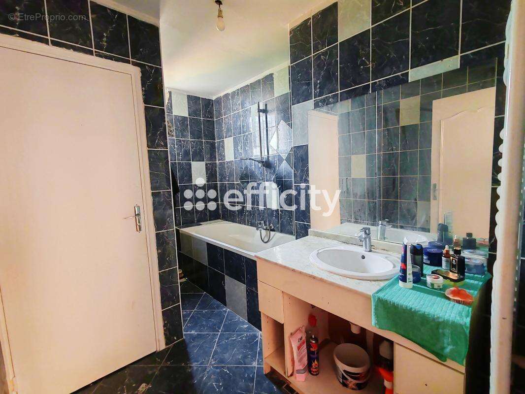 Appartement à MARSEILLE-15E