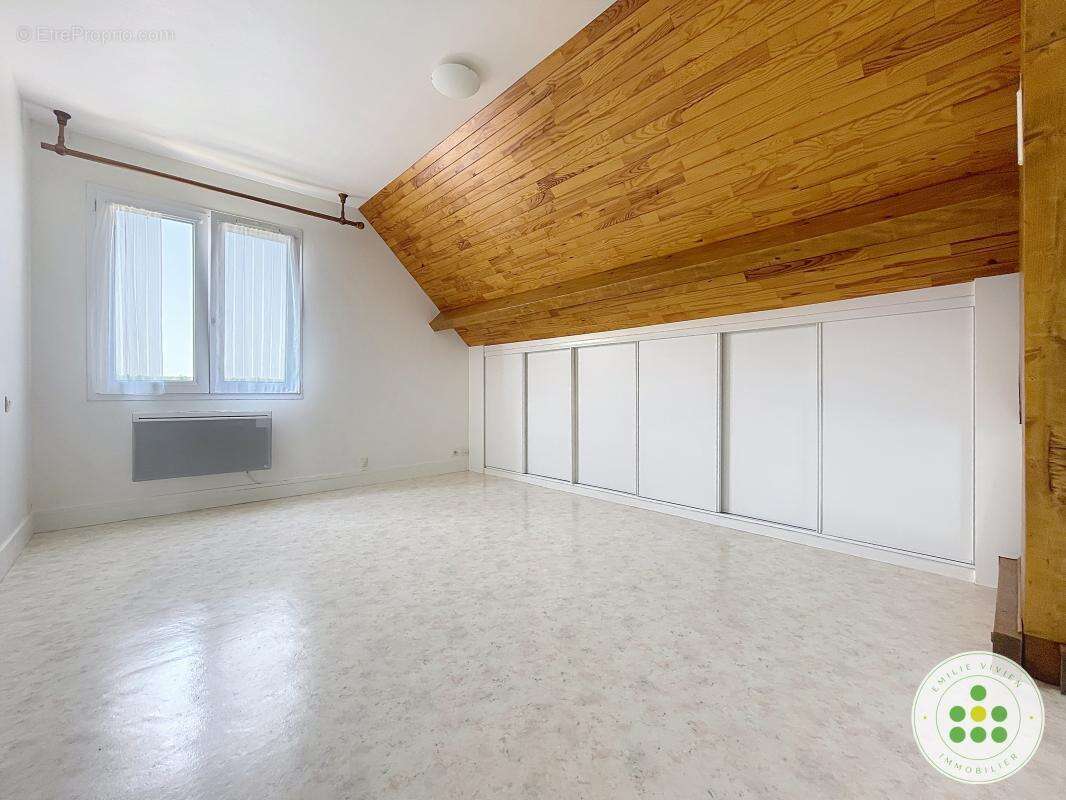 Maison à BAILLEAU-L&#039;EVEQUE