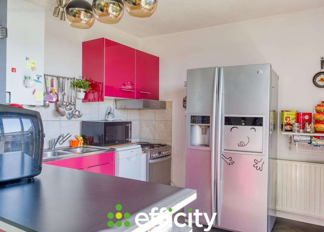 Appartement à PONT-DE-CHERUY