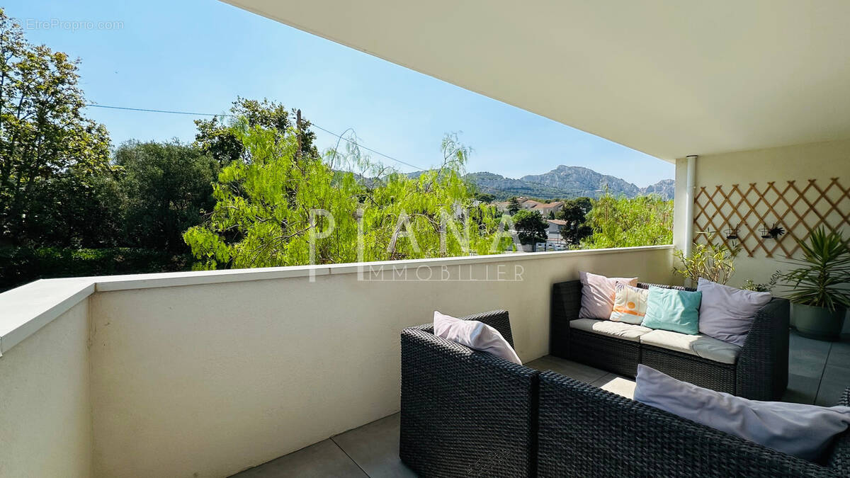 Appartement à MARSEILLE-8E