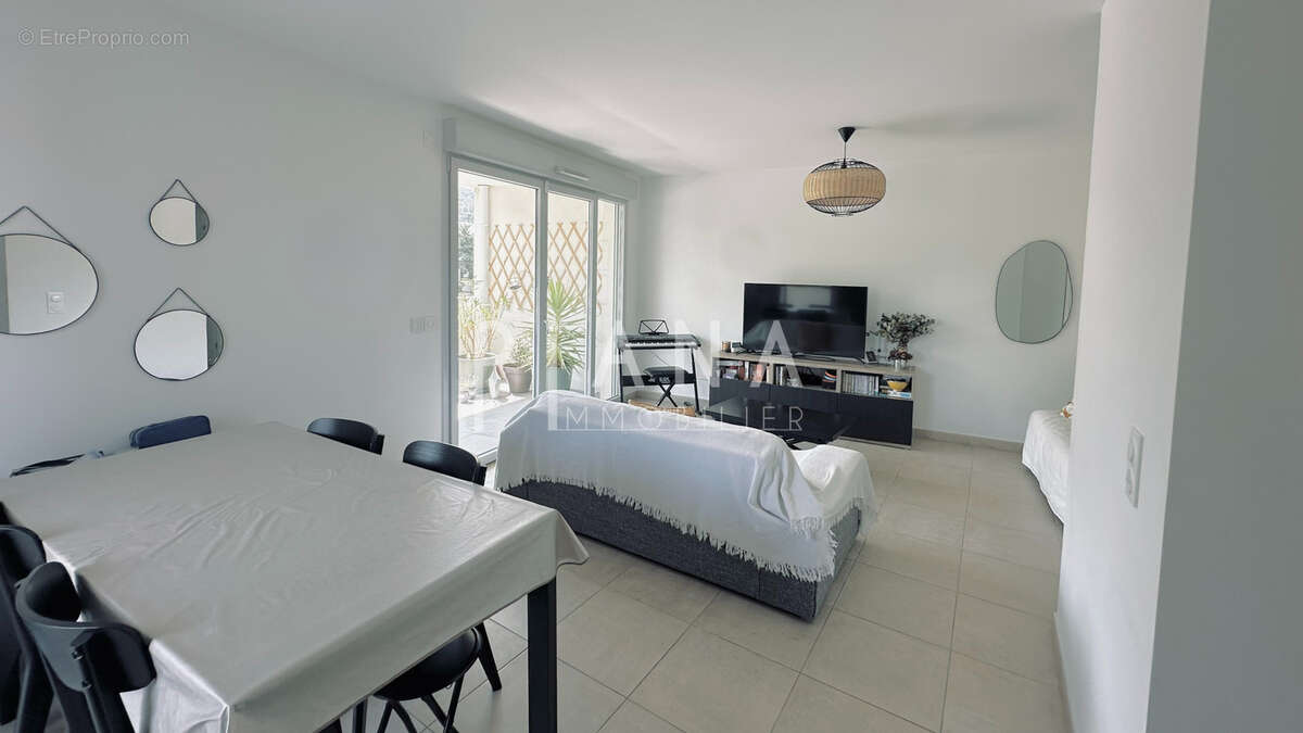 Appartement à MARSEILLE-8E