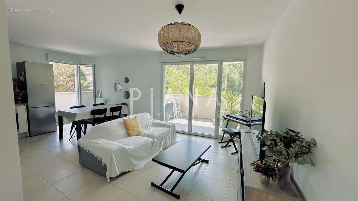 Appartement à MARSEILLE-8E