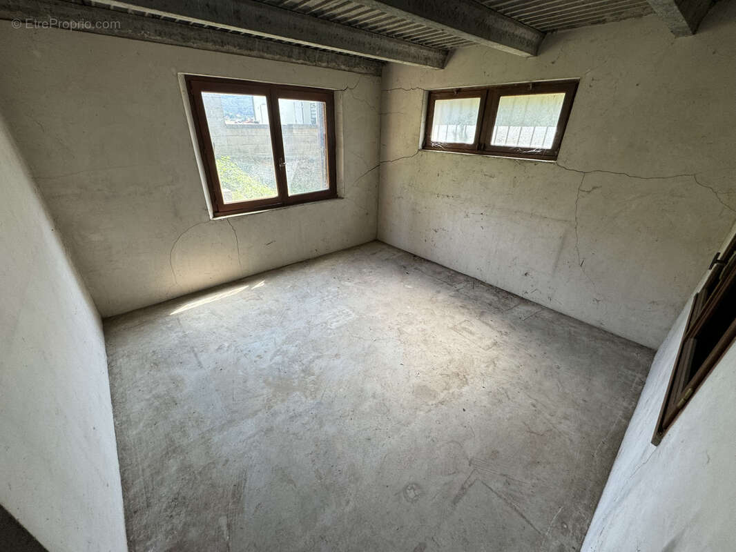 Maison à SAINT-AFFRIQUE