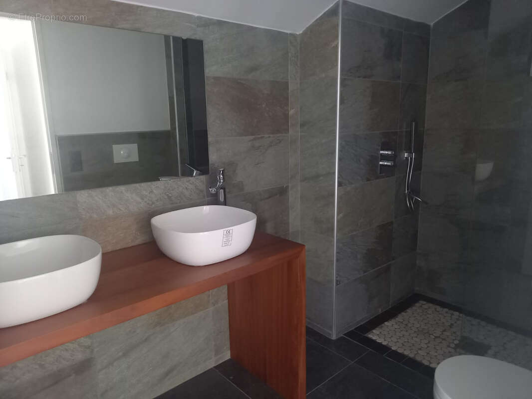 Appartement à VIEUX-FORT