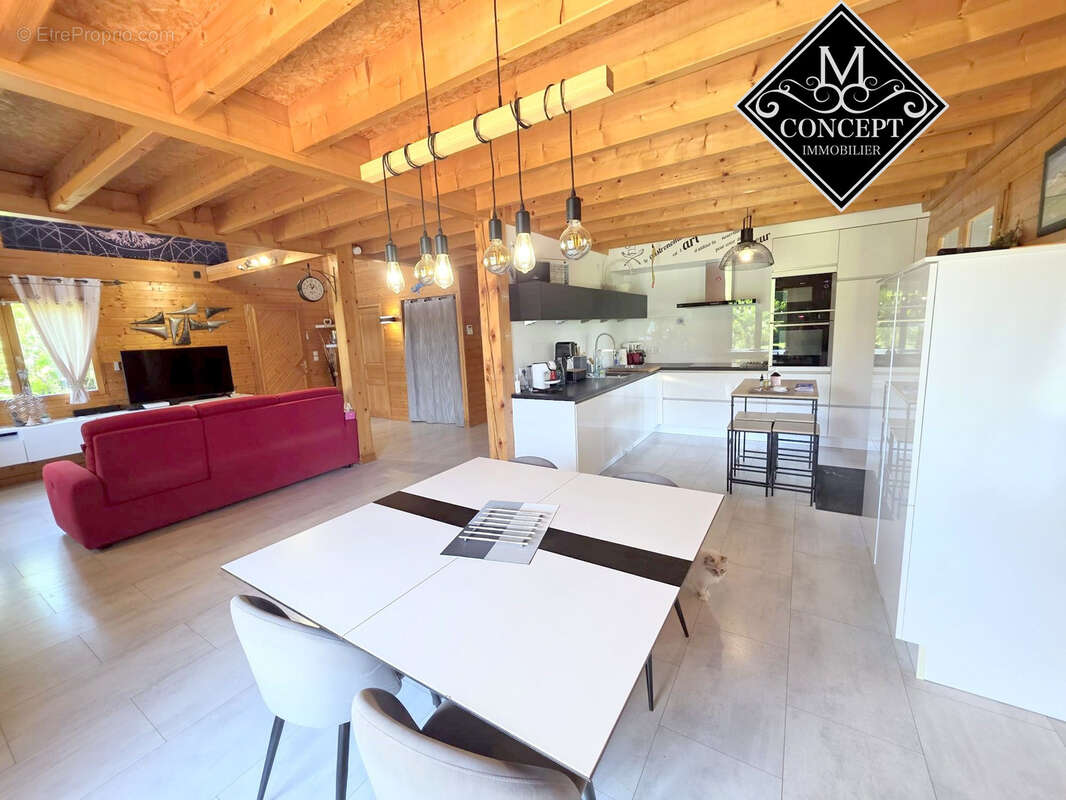 Maison à LA BALME-DE-SILLINGY