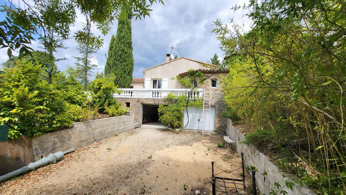 Maison à SAINT-PRIVAT-DES-VIEUX