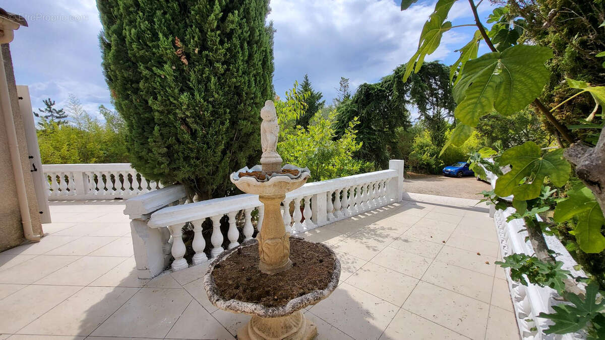 Maison à SAINT-PRIVAT-DES-VIEUX