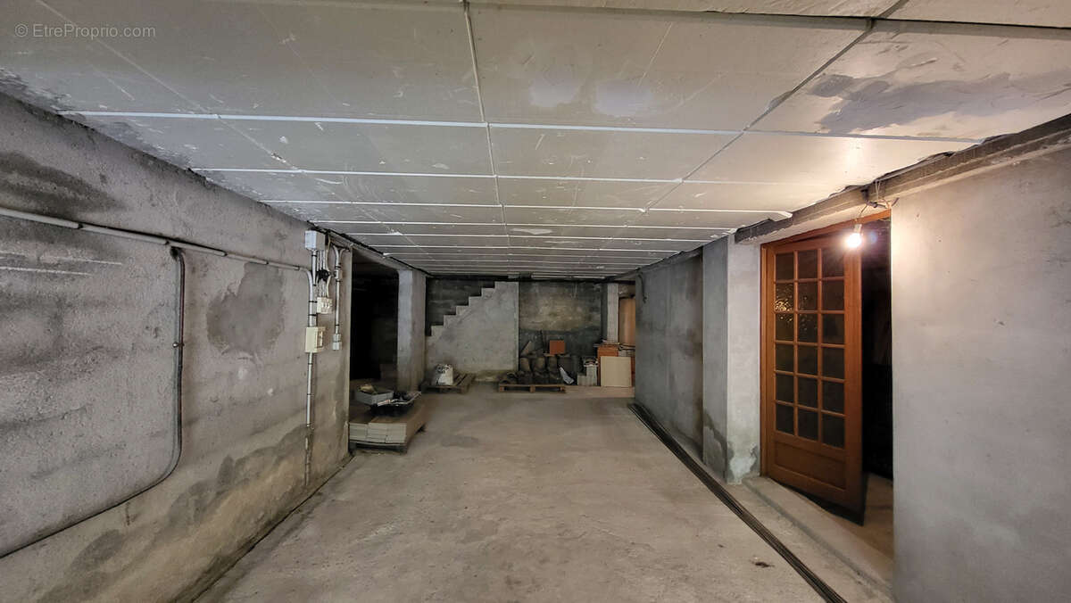 Maison à SAINT-PRIVAT-DES-VIEUX