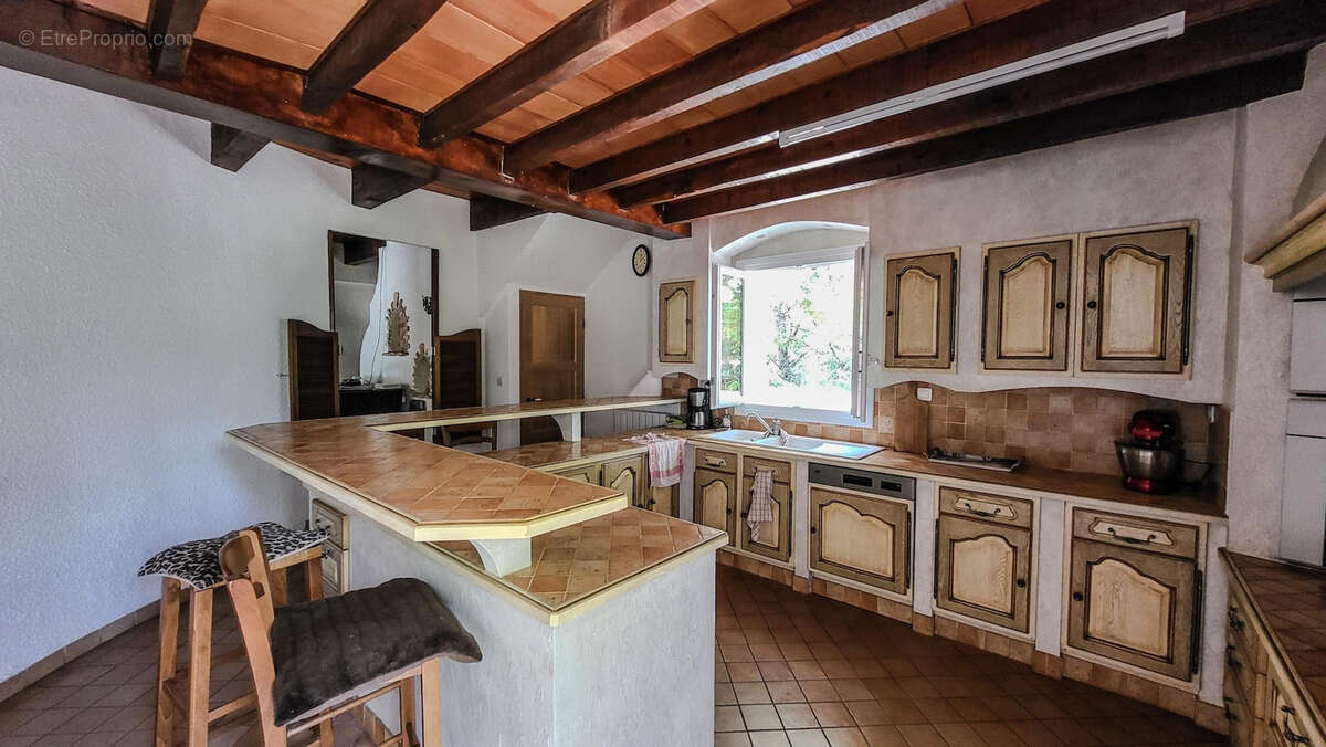 Maison à SAINT-PRIVAT-DES-VIEUX