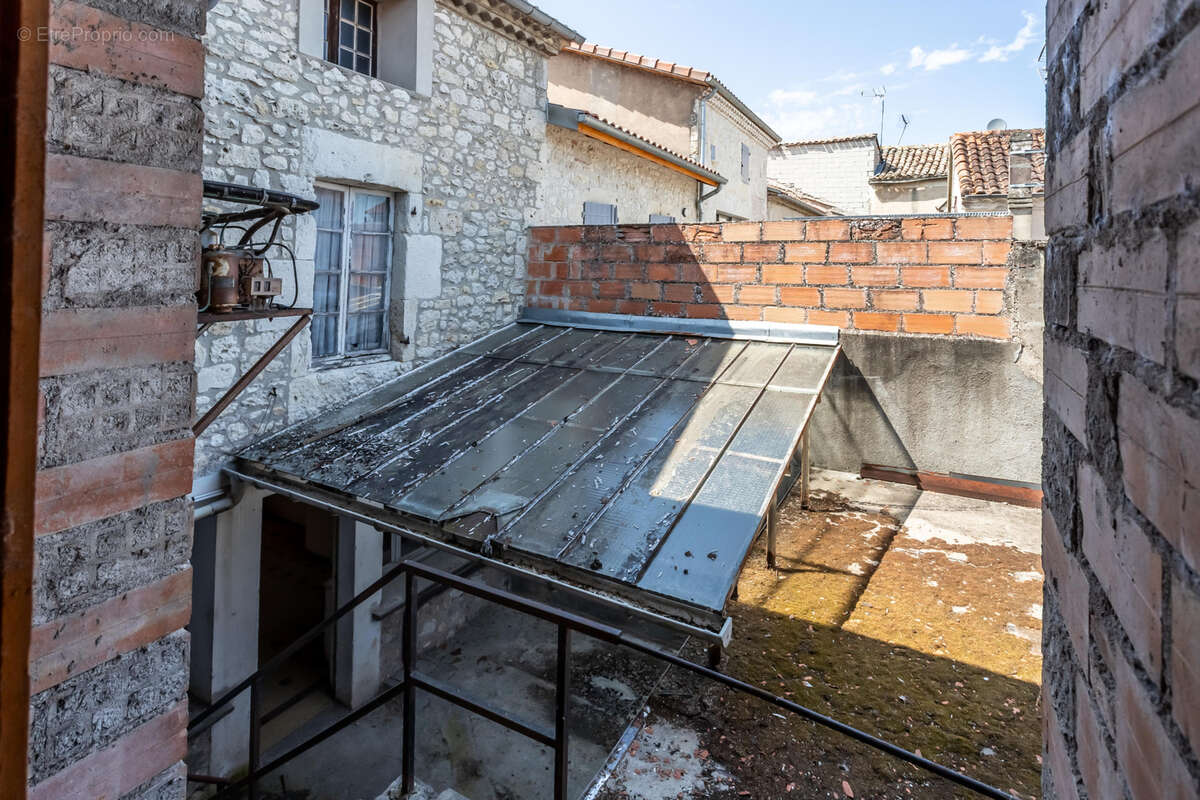 Maison à BOURG-DE-VISA