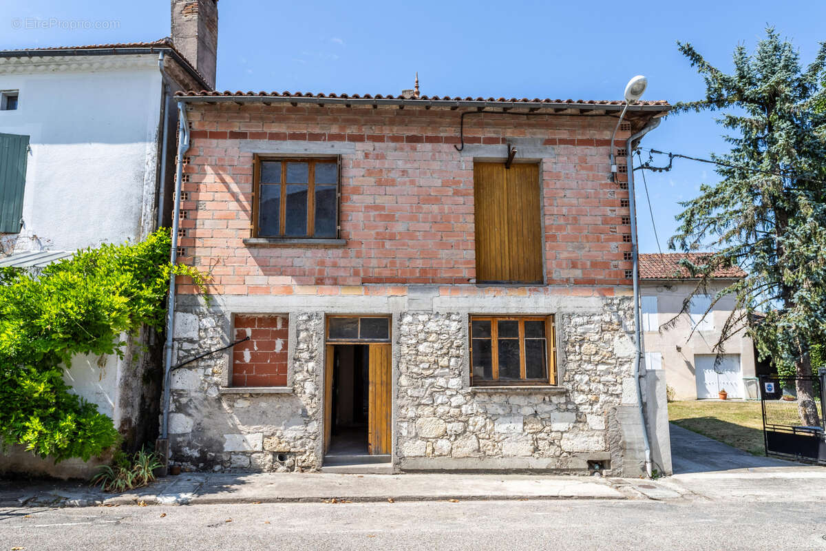 Maison à BOURG-DE-VISA