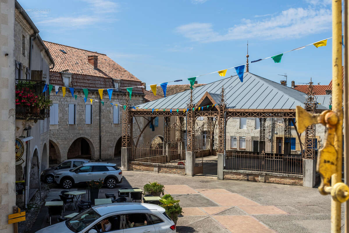 Maison à BOURG-DE-VISA