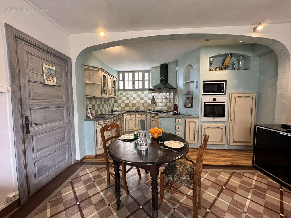 Maison à SAINT-CHRISTOPHE-EN-BRIONNAIS