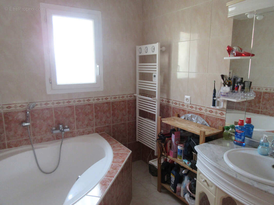 Maison à COULOMMIERS