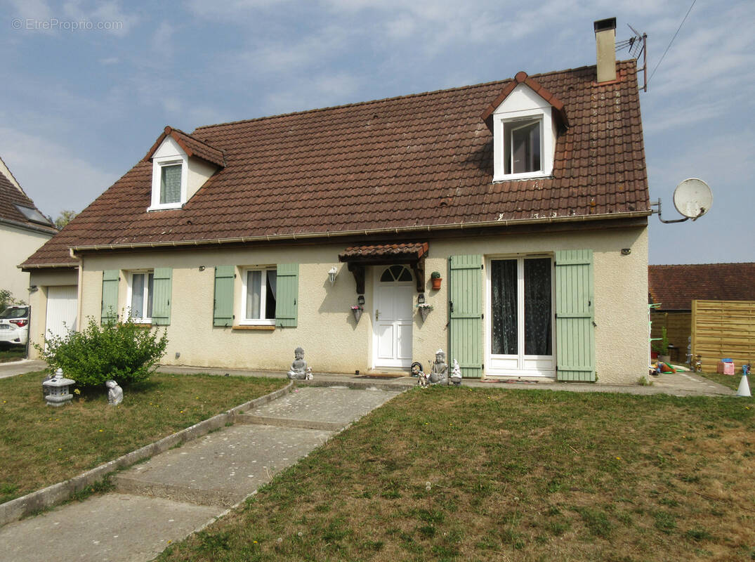 Maison à COULOMMIERS