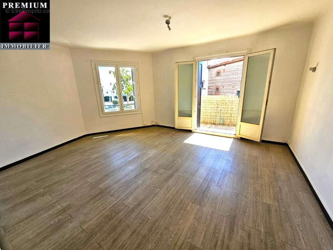 Appartement à SAINT-ESTEVE