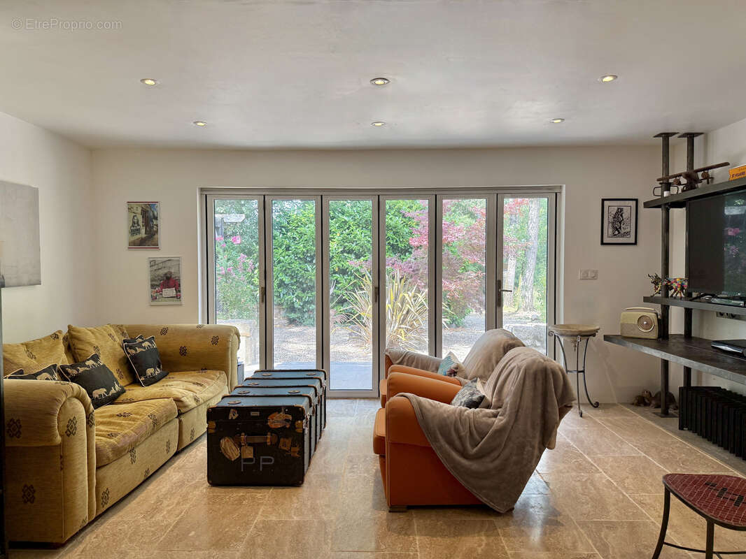 Maison à SAUVETERRE-DE-GUYENNE