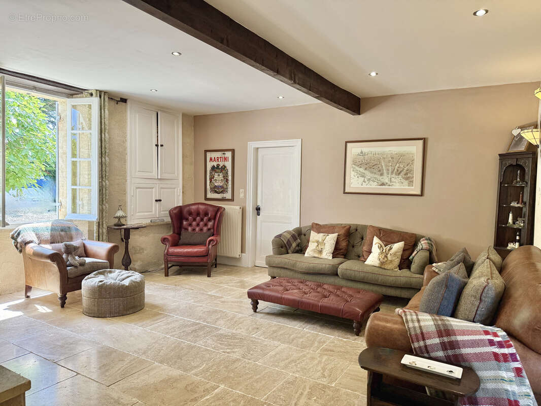 Maison à SAUVETERRE-DE-GUYENNE