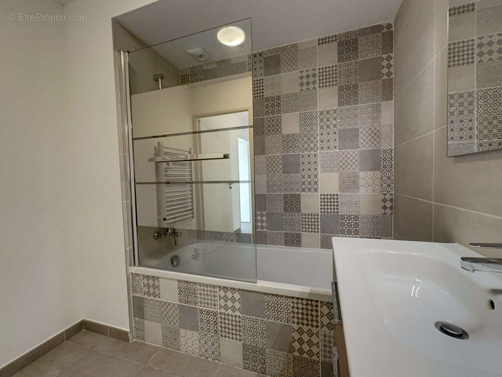 Appartement à MANDELIEU-LA-NAPOULE