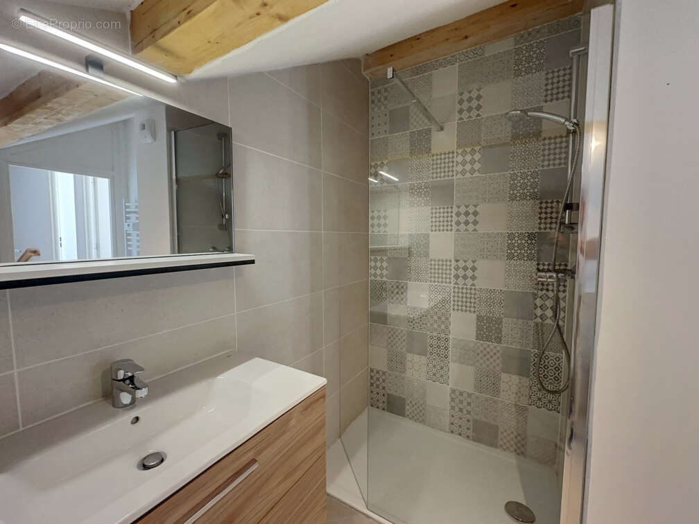 Appartement à MANDELIEU-LA-NAPOULE