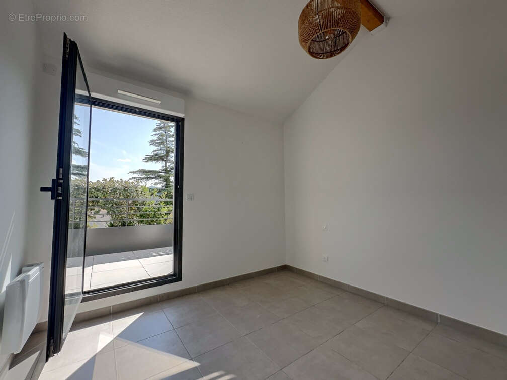 Appartement à MANDELIEU-LA-NAPOULE