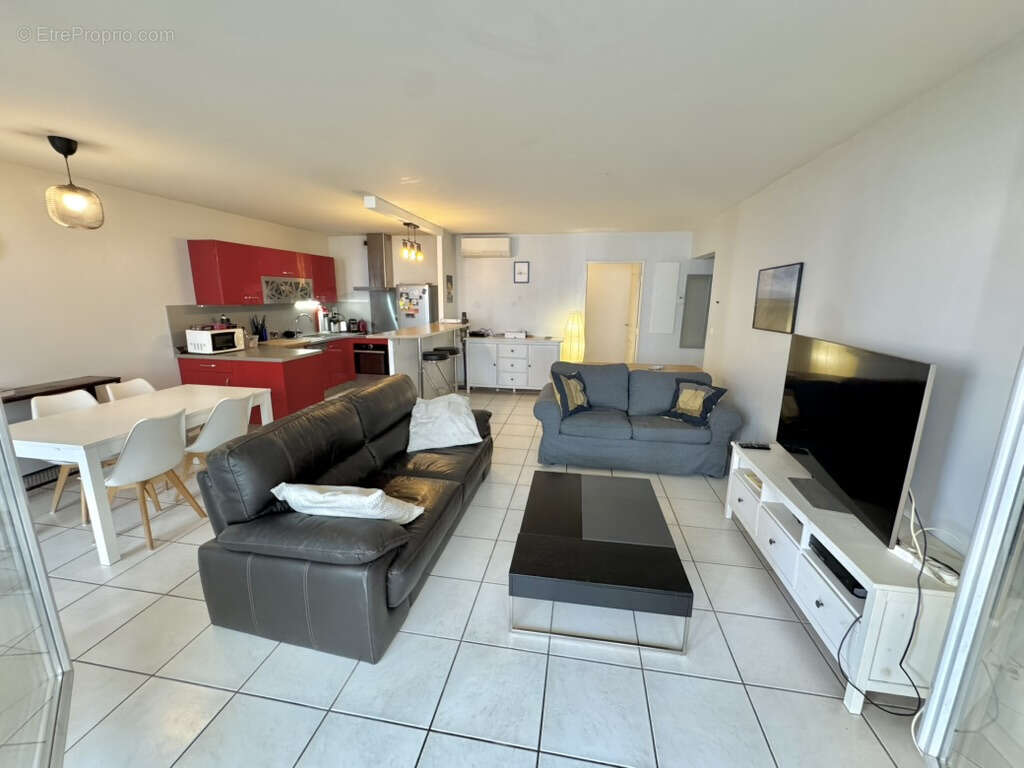 Appartement à MARSEILLE-5E