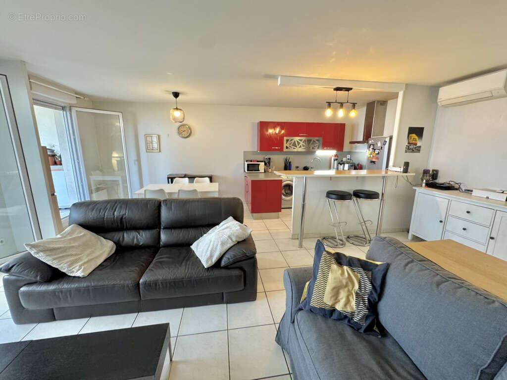 Appartement à MARSEILLE-5E