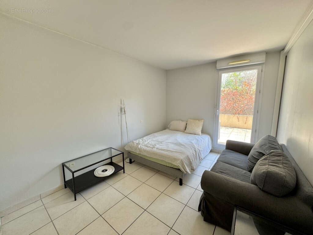 Appartement à MARSEILLE-5E