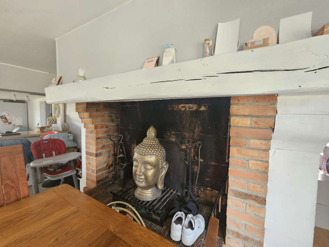 Maison à CORMEILLES