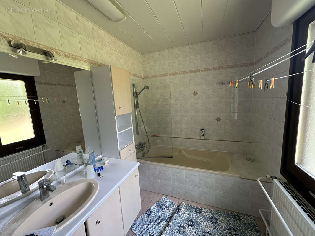 Maison à SILLY-SUR-NIED