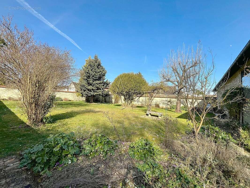 Maison à CHAUMONT-EN-VEXIN