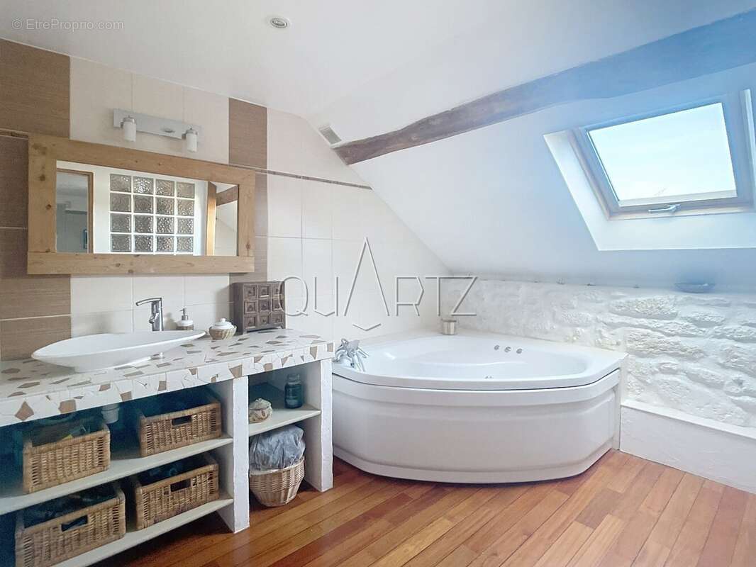 Maison à CHAUMONT-EN-VEXIN