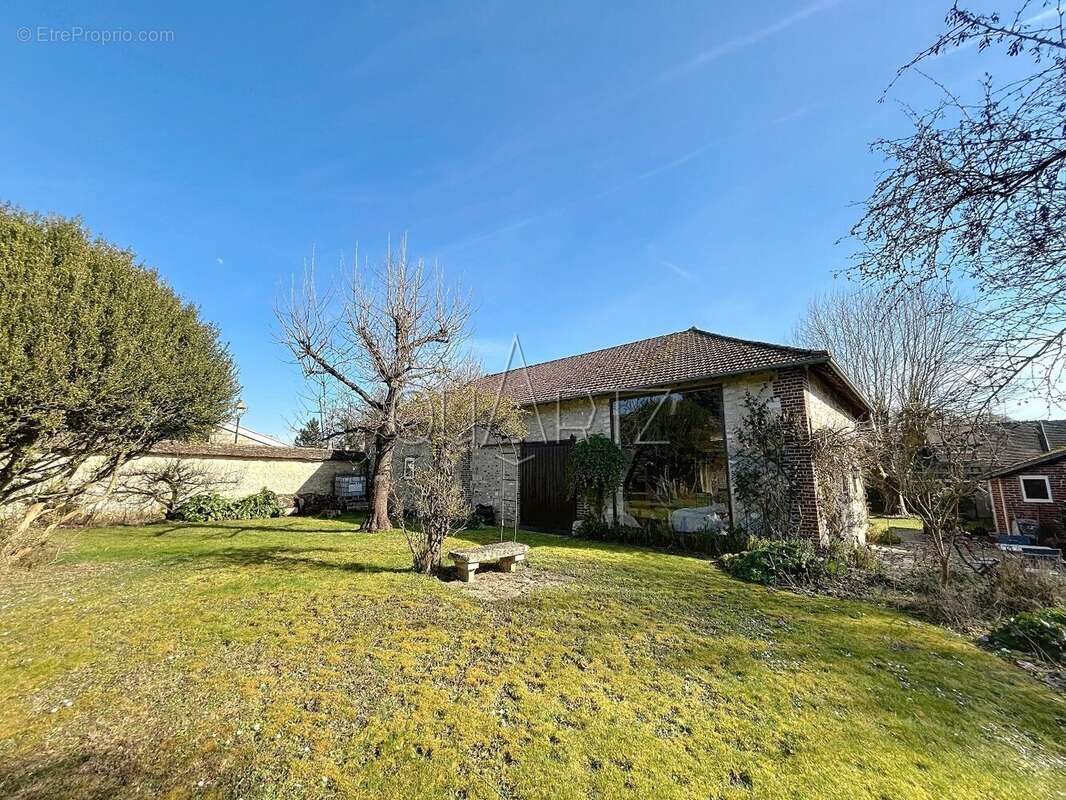 Maison à CHAUMONT-EN-VEXIN