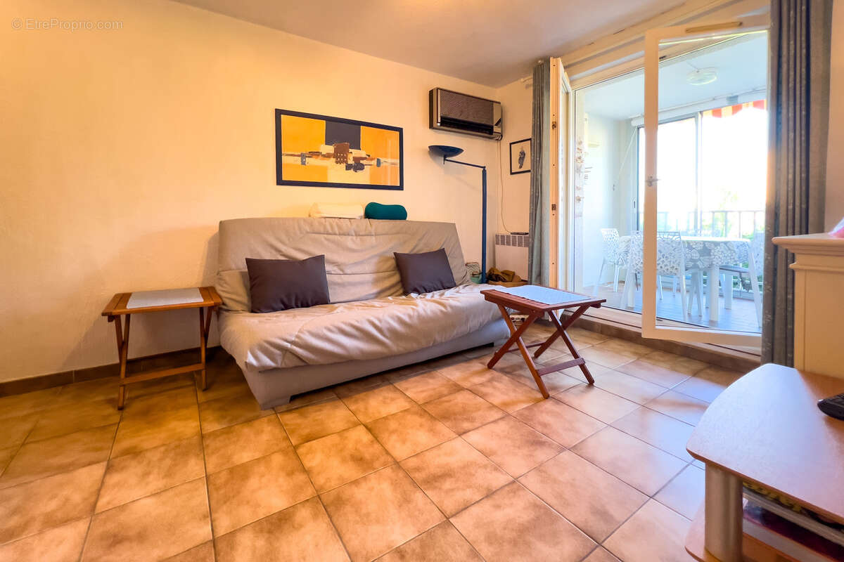 Appartement à LA LONDE-LES-MAURES