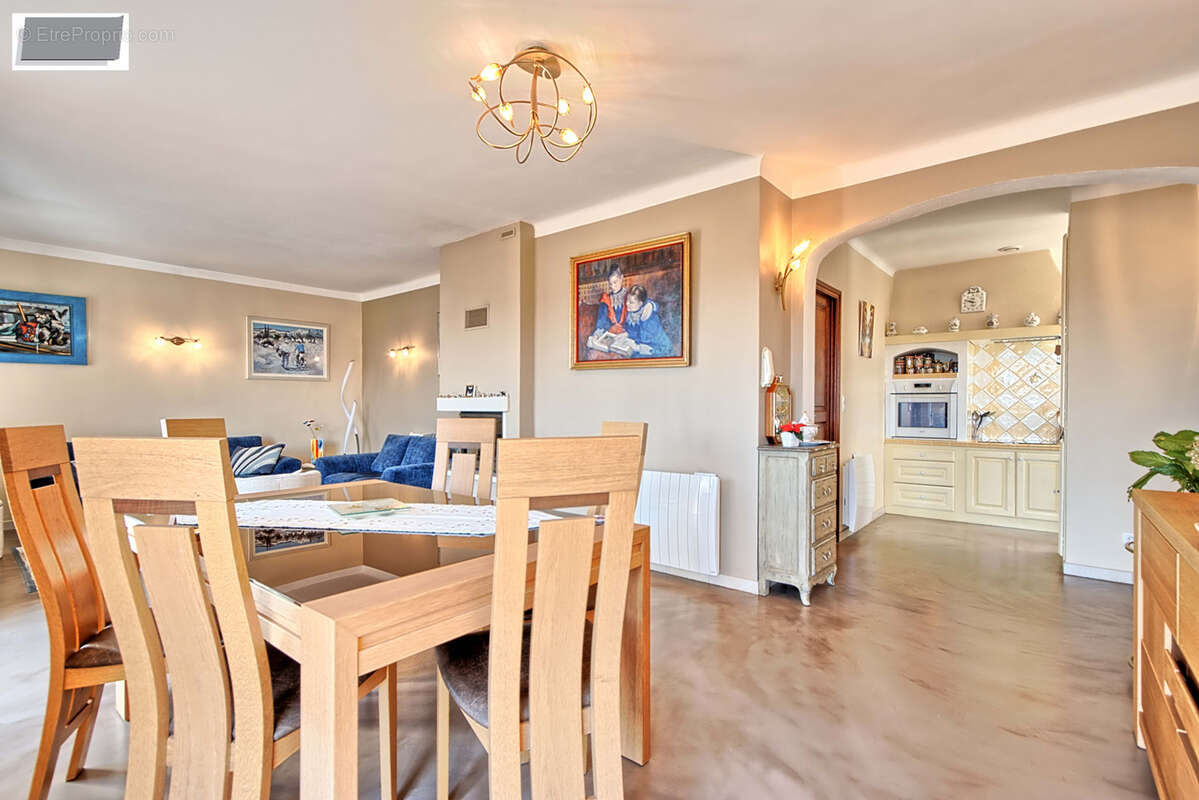 Maison à PIERREFEU-DU-VAR