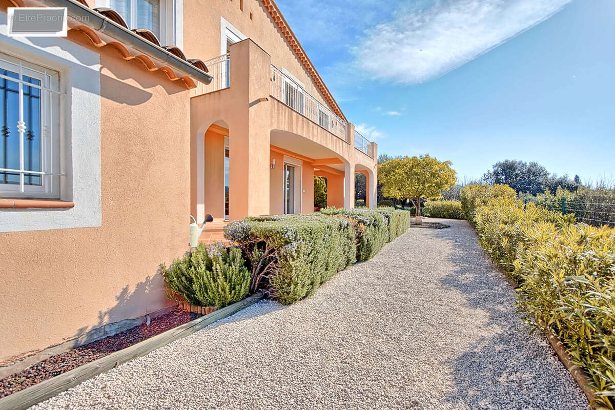 Maison à PIERREFEU-DU-VAR