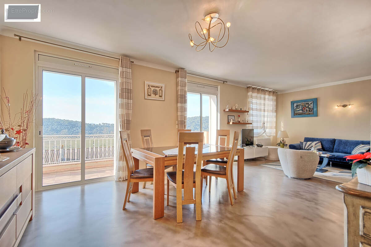 Maison à PIERREFEU-DU-VAR