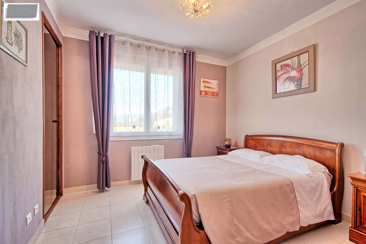 Maison à PIERREFEU-DU-VAR