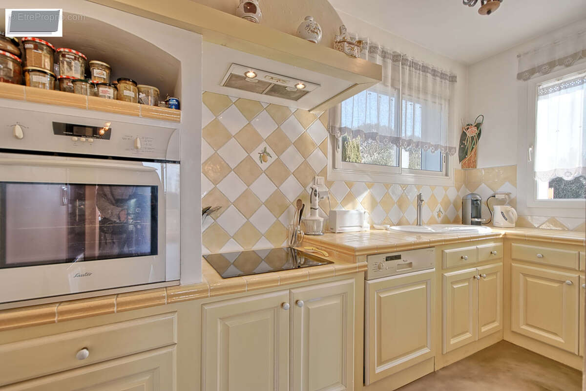 Maison à PIERREFEU-DU-VAR